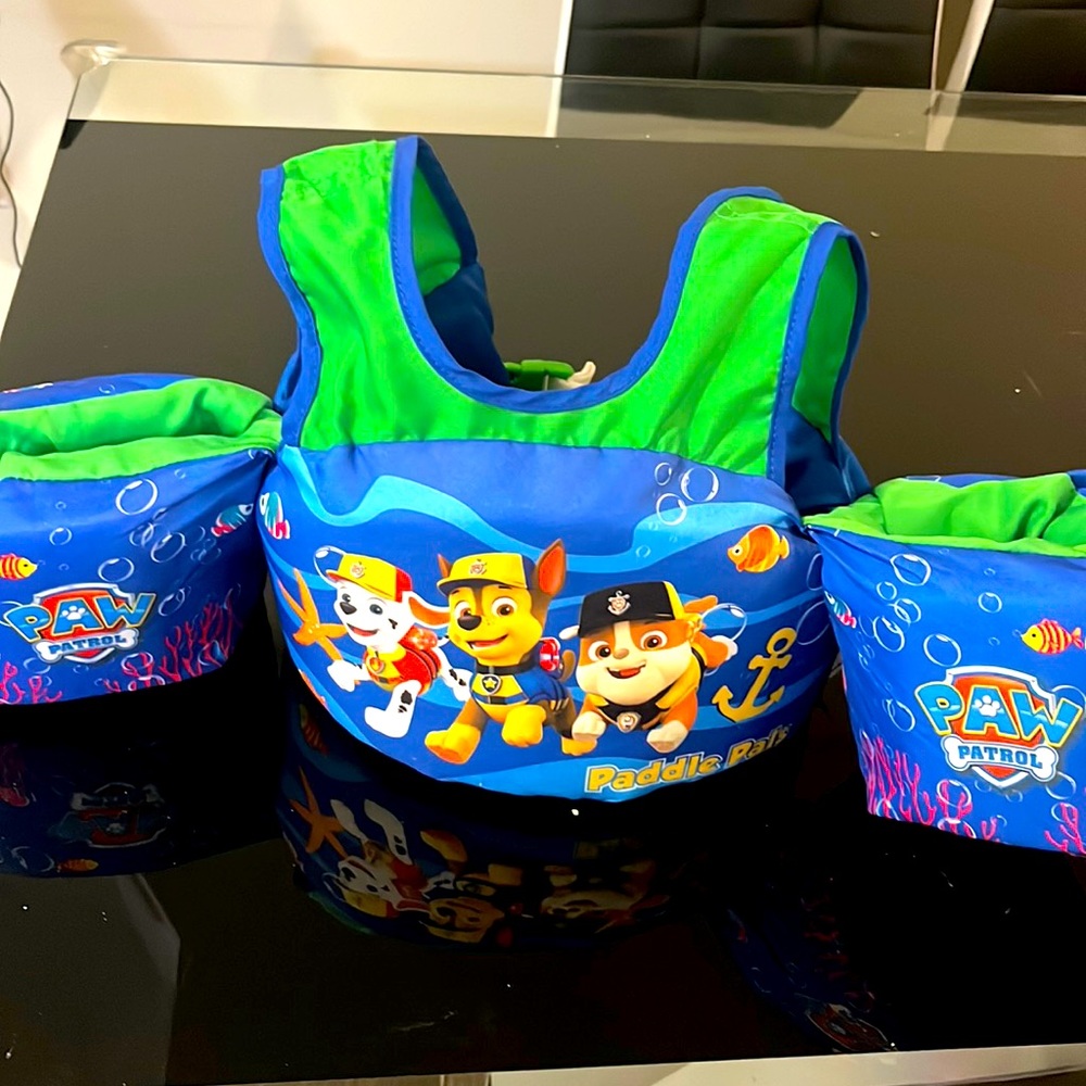Paw Patrol Paddle Pals 14-23kg or 30-50lbs